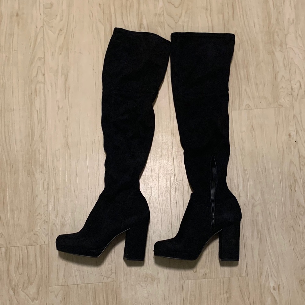 Black Thigh High Heeled Boots